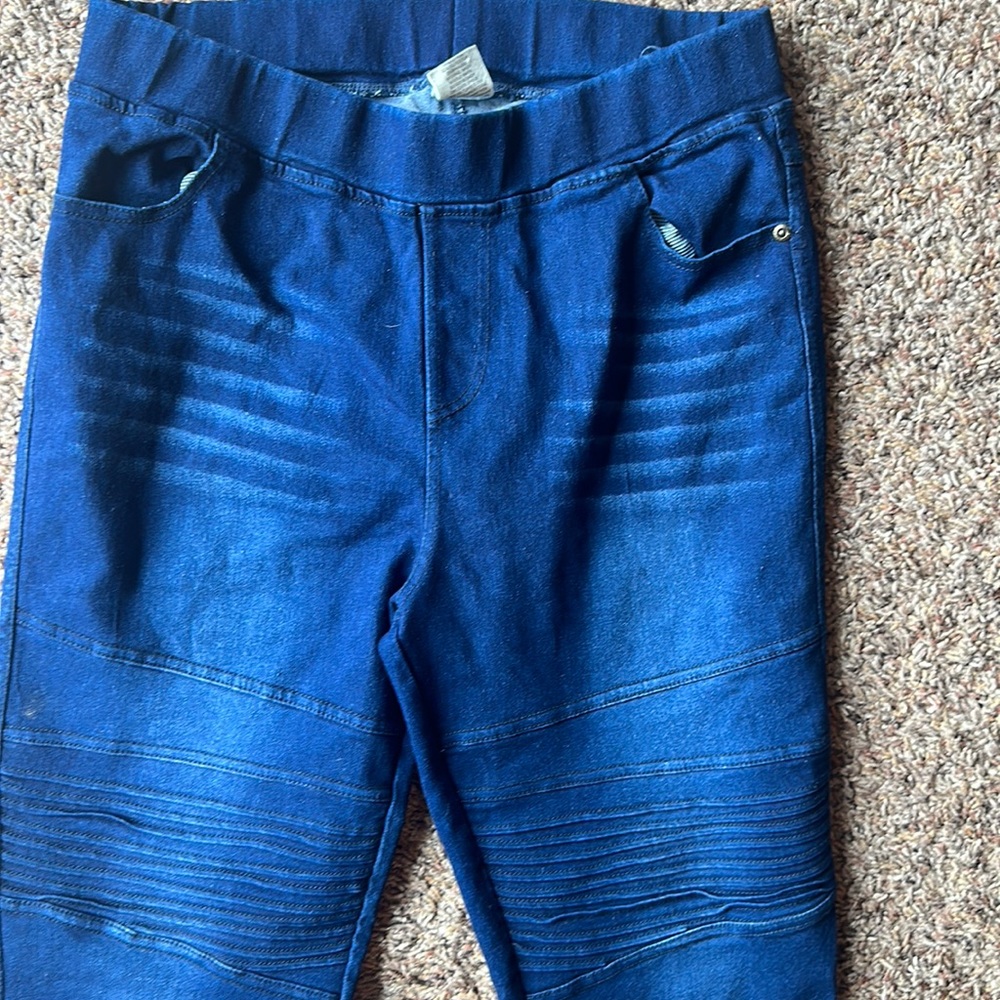 Dark Wash skinny jeans
